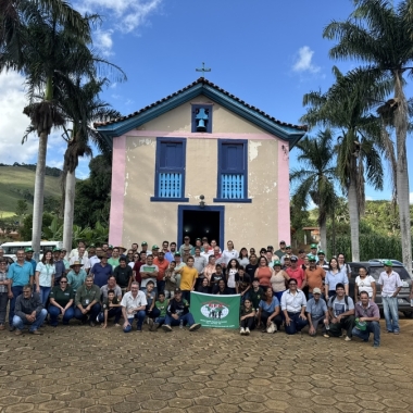 SECRETARIA DE AGRICULTURA E EMATER REALIZAM DIA DE CAMPO NOS MELOS