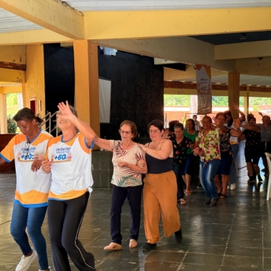 ENCONTRO +60 PROMOVE INTEGRAÇÃO