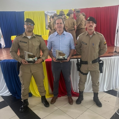 PREFEITO JOSÉ BRÁULIO É HOMENAGEADO NAS COMEMORAÇÕES DOS 20 ANOS DA 17ª COMPANHIA DE POLÍCIA MILITAR INDEPENDENTE