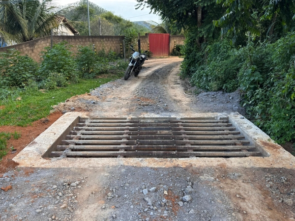 DOM SILV&Eacute;RIO CONCLUI MATA-BURRO NO POVO MI&Uacute;DO E MELHORA ACESSO RURAL