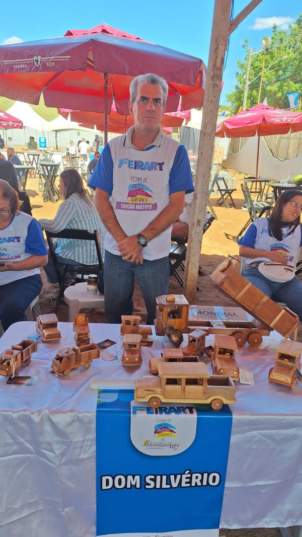 FEIRART EM MATIP&Oacute;: DOM SILV&Eacute;RIO BRILHA COM ARTESANATO E CULTURA NA PRIMEIRA EDI&Ccedil;&Atilde;O DO EVENTO.