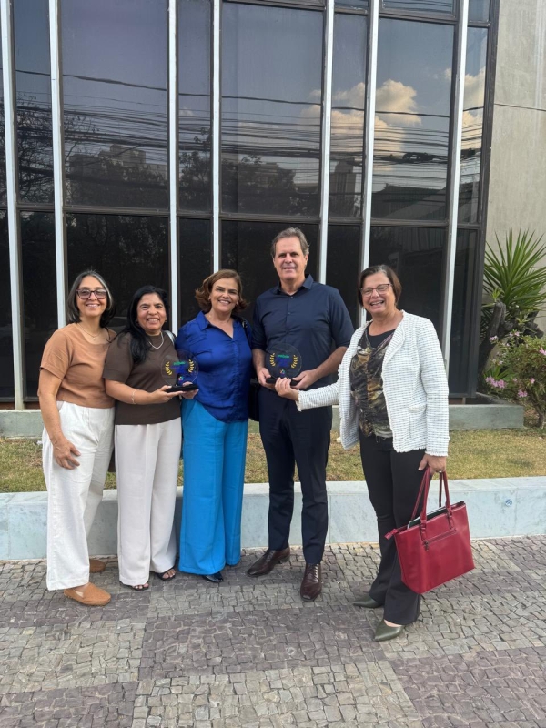 EDUCA&Ccedil;&Atilde;O DE DOM SILV&Eacute;RIO CONQUISTA PR&Ecirc;MIO DO INDE E GARANTE A SEGUNDA MELHOR NOTA DO IDEB EM MINAS GERAIS: 7,8.