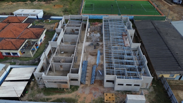 OBRA DA NOVA CRECHE AVAN&Ccedil;A E REAFIRMA COMPROMISSO COM A EDUCA&Ccedil;&Atilde;O EM DOM SILV&Eacute;RIO
