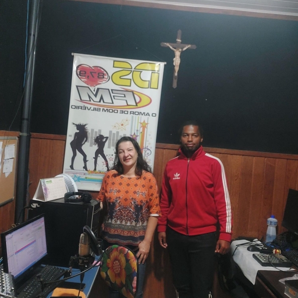 AGOSTO LIL&Aacute;S: PREFEITURA REFOR&Ccedil;A LUTA PELO FIM DA VIOL&Ecirc;NCIA CONTRA A MULHER NA R&Aacute;DIO COMUNIT&Aacute;RIA